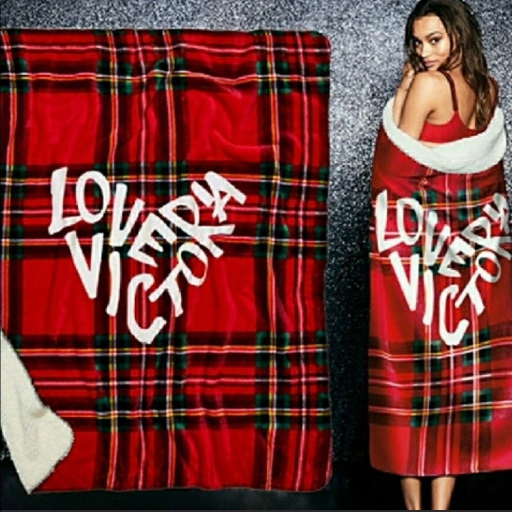 Brand New VS Pink Plaid Sherpa Blanket